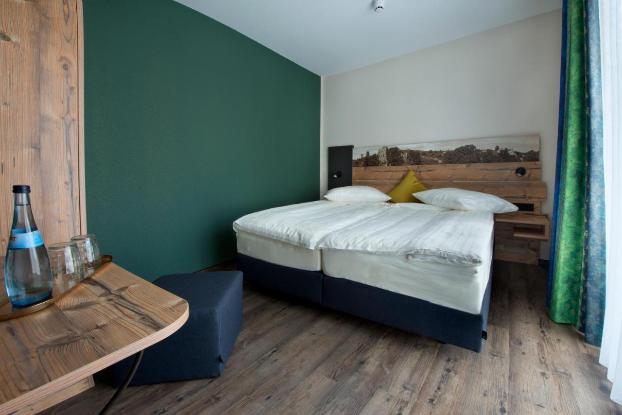 Hotel Zum Gruenen Baum Pfahlheim Экстерьер фото
